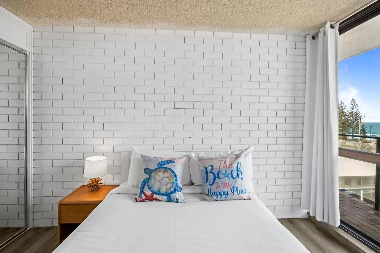 Avalon On Alex Beach 2 Bedroom Apartment Alexandra Headland Avustralya